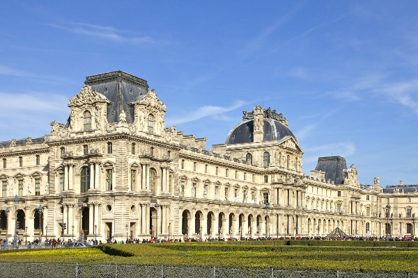 Louvre Museum