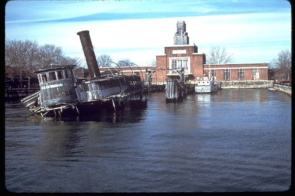 Ellis Island Immigration Museum