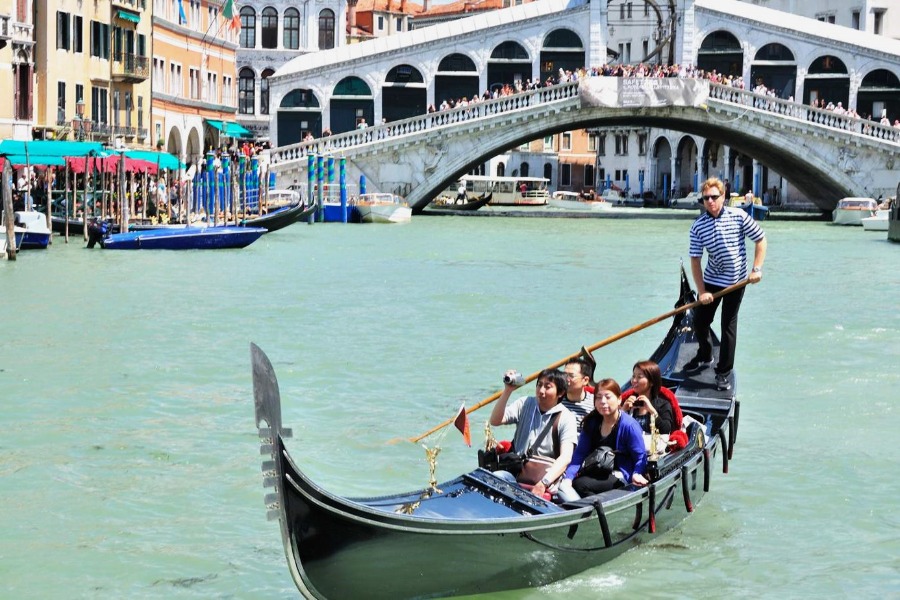 Rialto Bridge