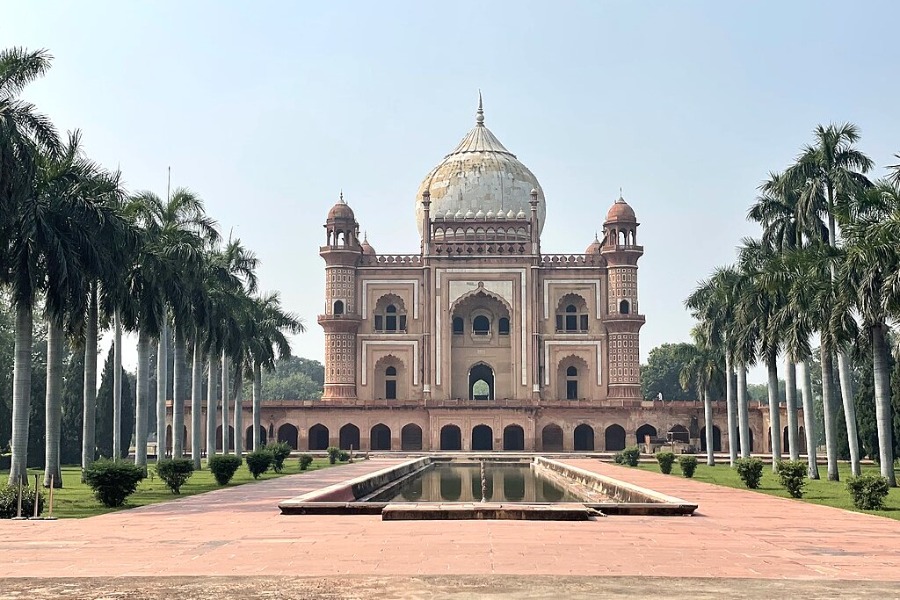 Safdarjung Tomb