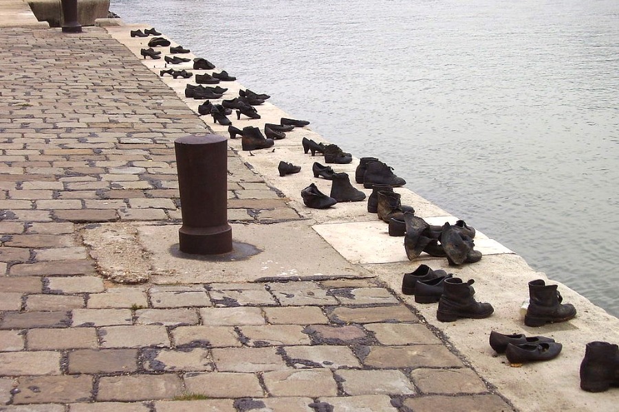 Shoes on the Danube Bank