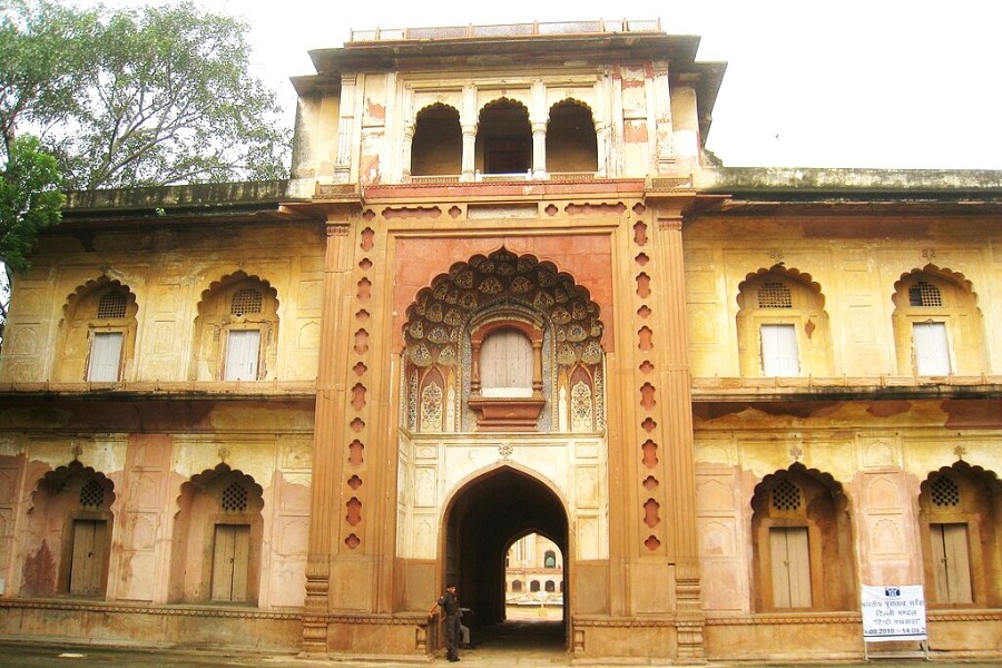 Safdarjung Tomb