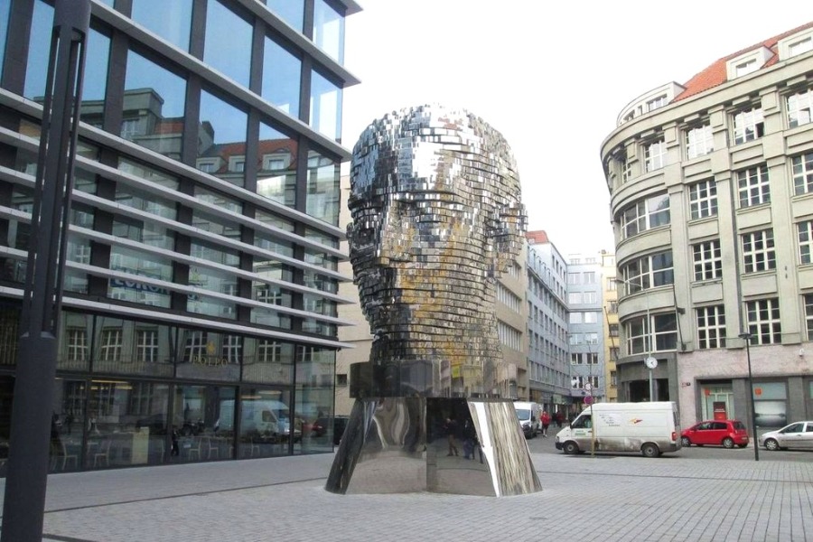 Franz Kafka Statue